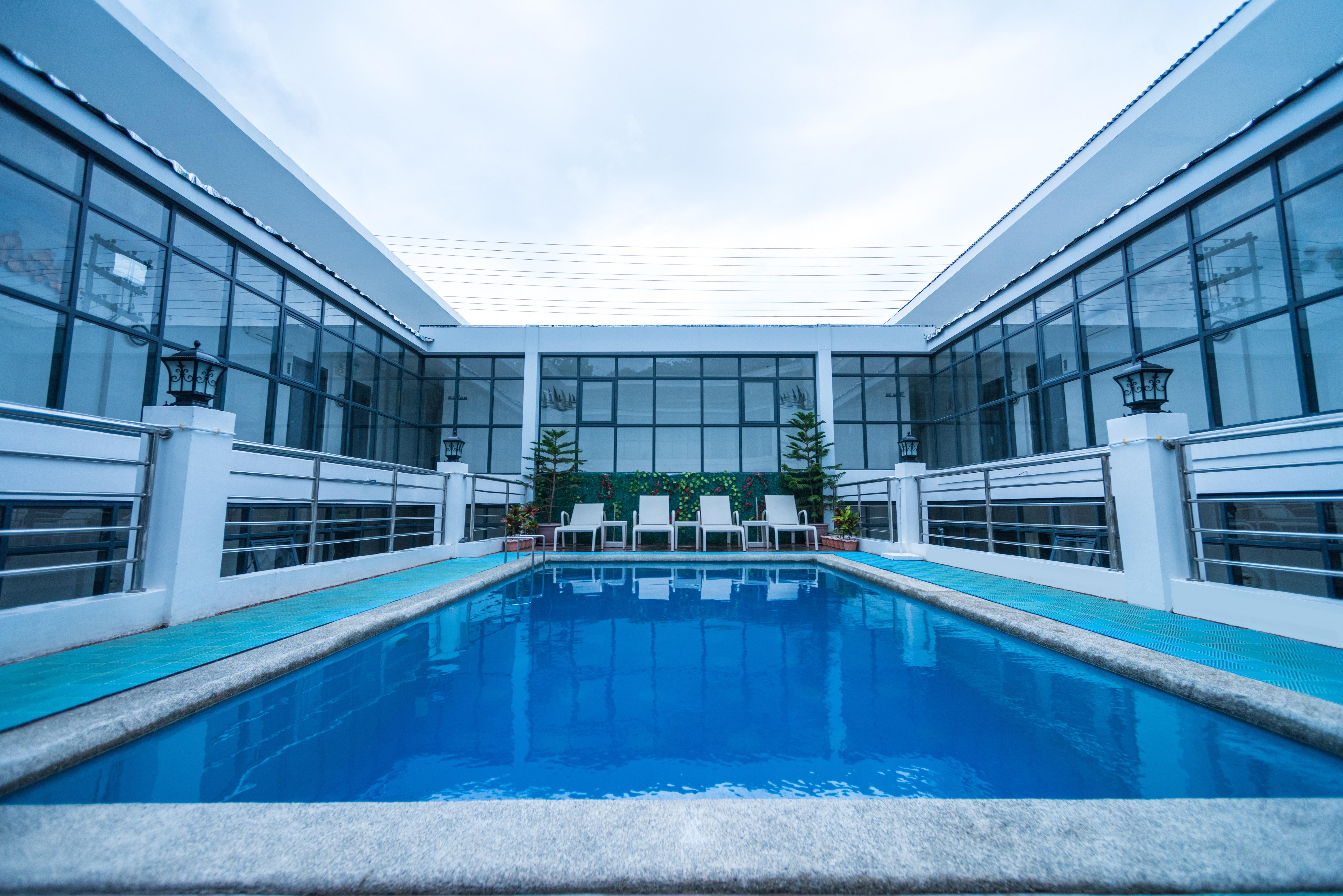 Erus Suites Hotel Boracay Manoc-Manoc Exterior foto